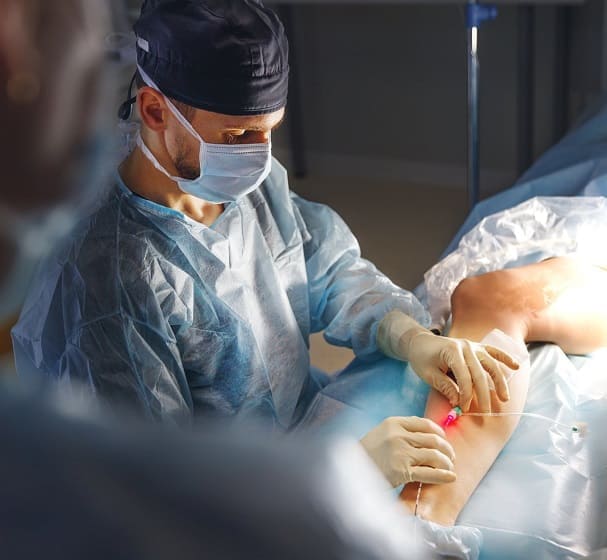 Клініка флебології та судинної хірургії в Києві - турбота про здоров'я ваших ніг